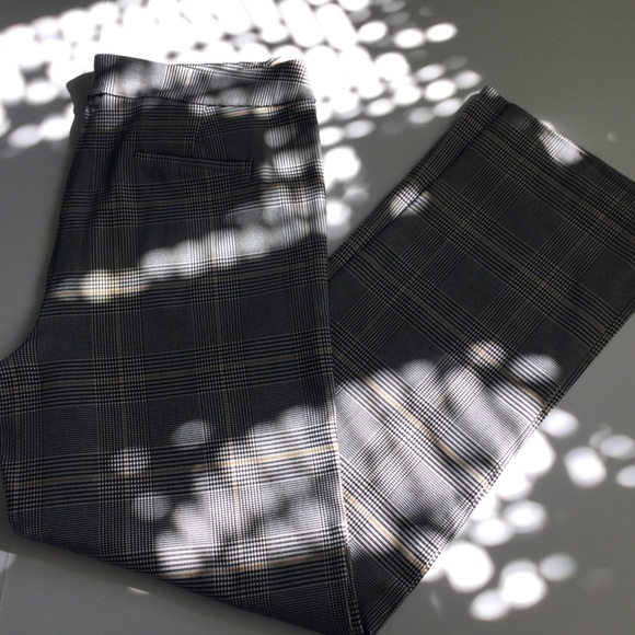 Emma & Olivia Designer Trousers Blk Beige Stripe Size 14 - Picture 3 of 6